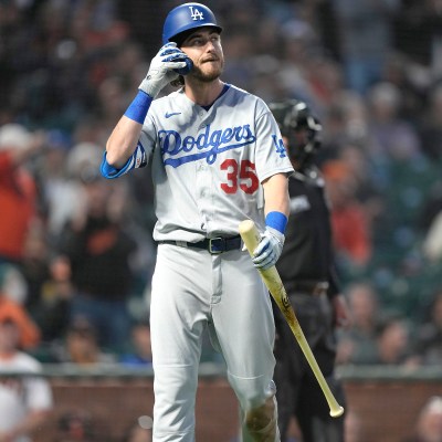 Cody Bellinger 'Good to Go' for World Series Despite Shoulder Pain, Dad Says