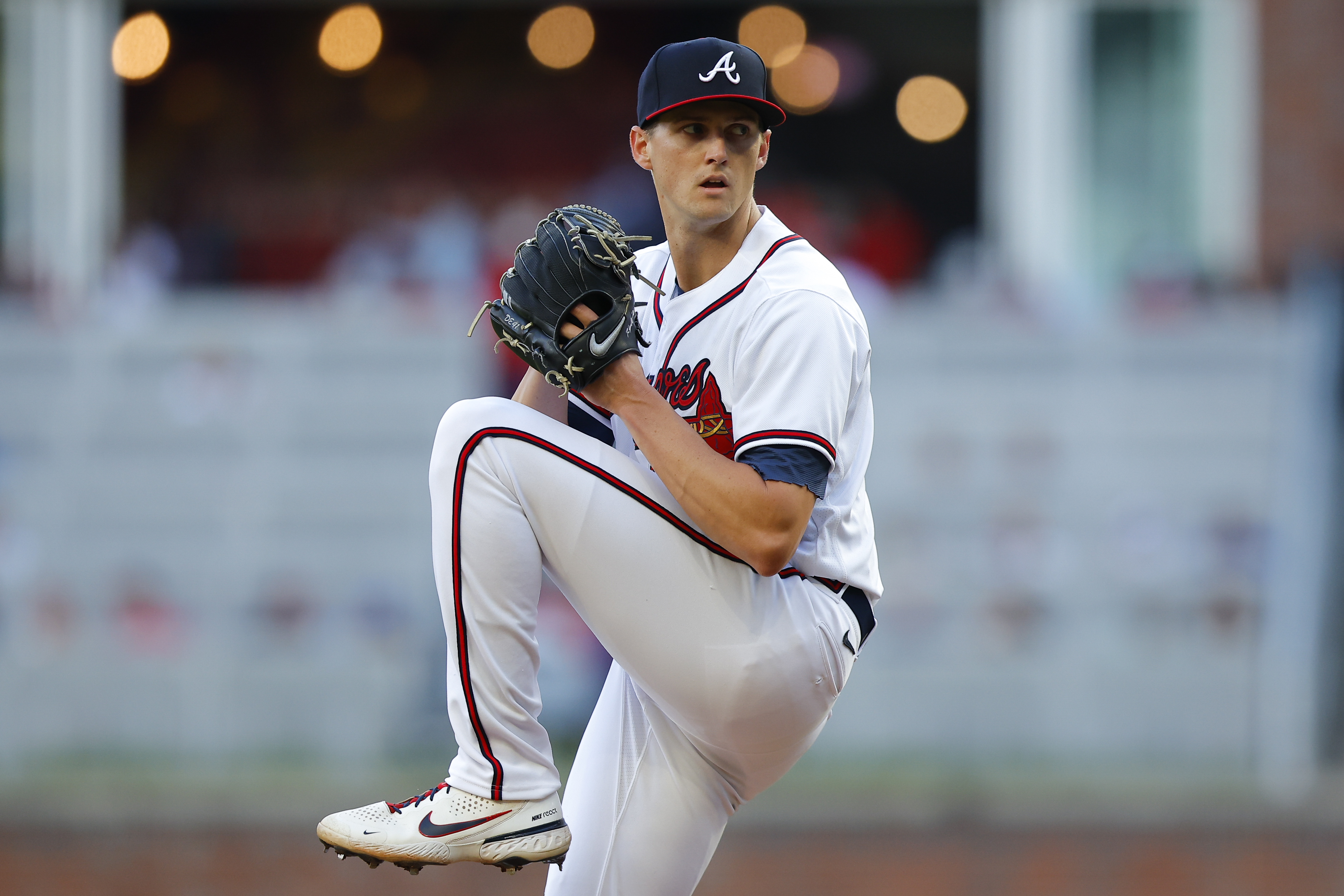 April 09, 2022: Atlanta Braves pitcher Kyle Wright delivers a pitch during  the first inning of a MLB game against the Cincinnati Reds at Truist Park  in Atlanta, GA. Austin McAfee/CSM/Sipa USA(Credit