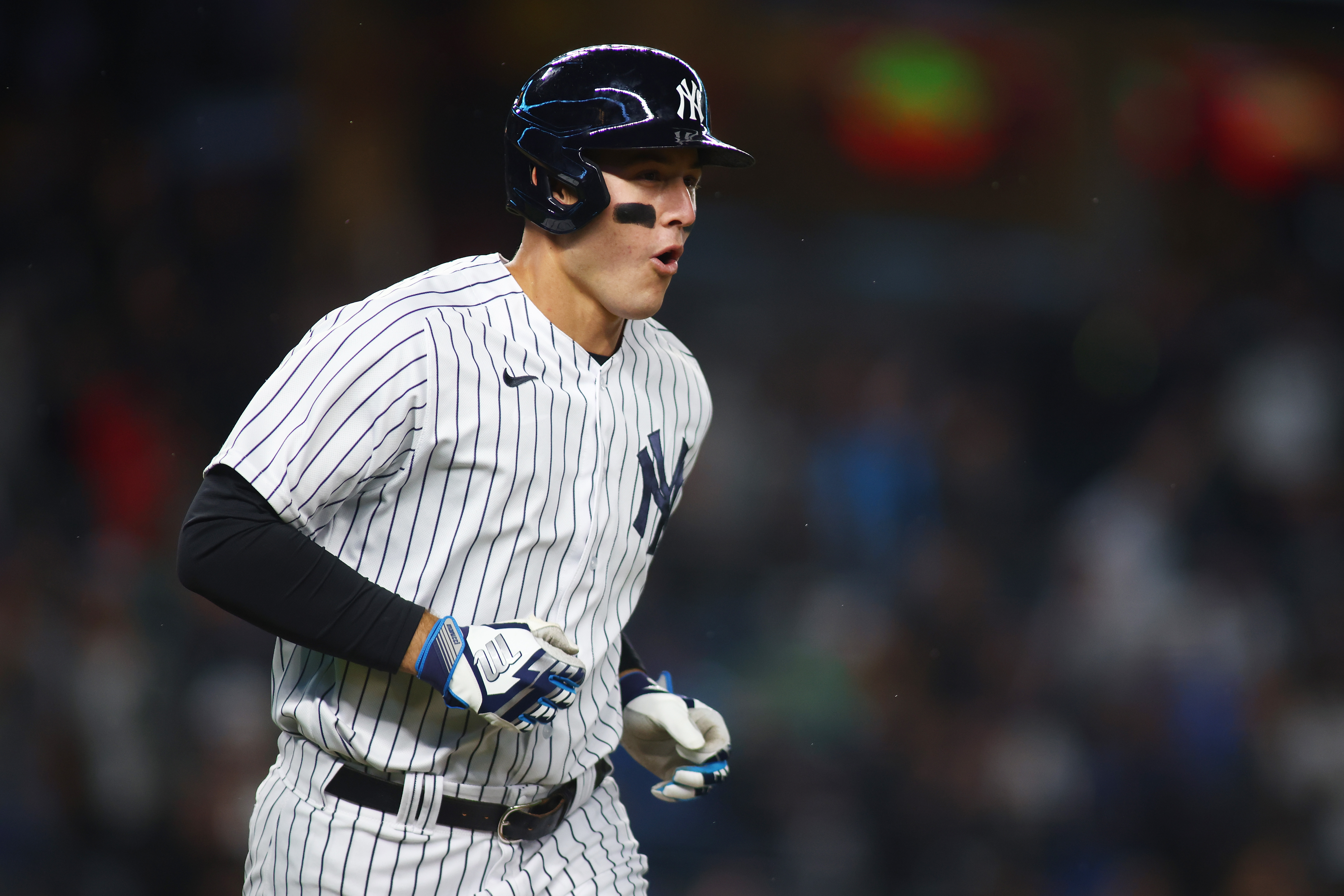 New York Yankees: Anthony Rizzo 2023 Fielding - Officially