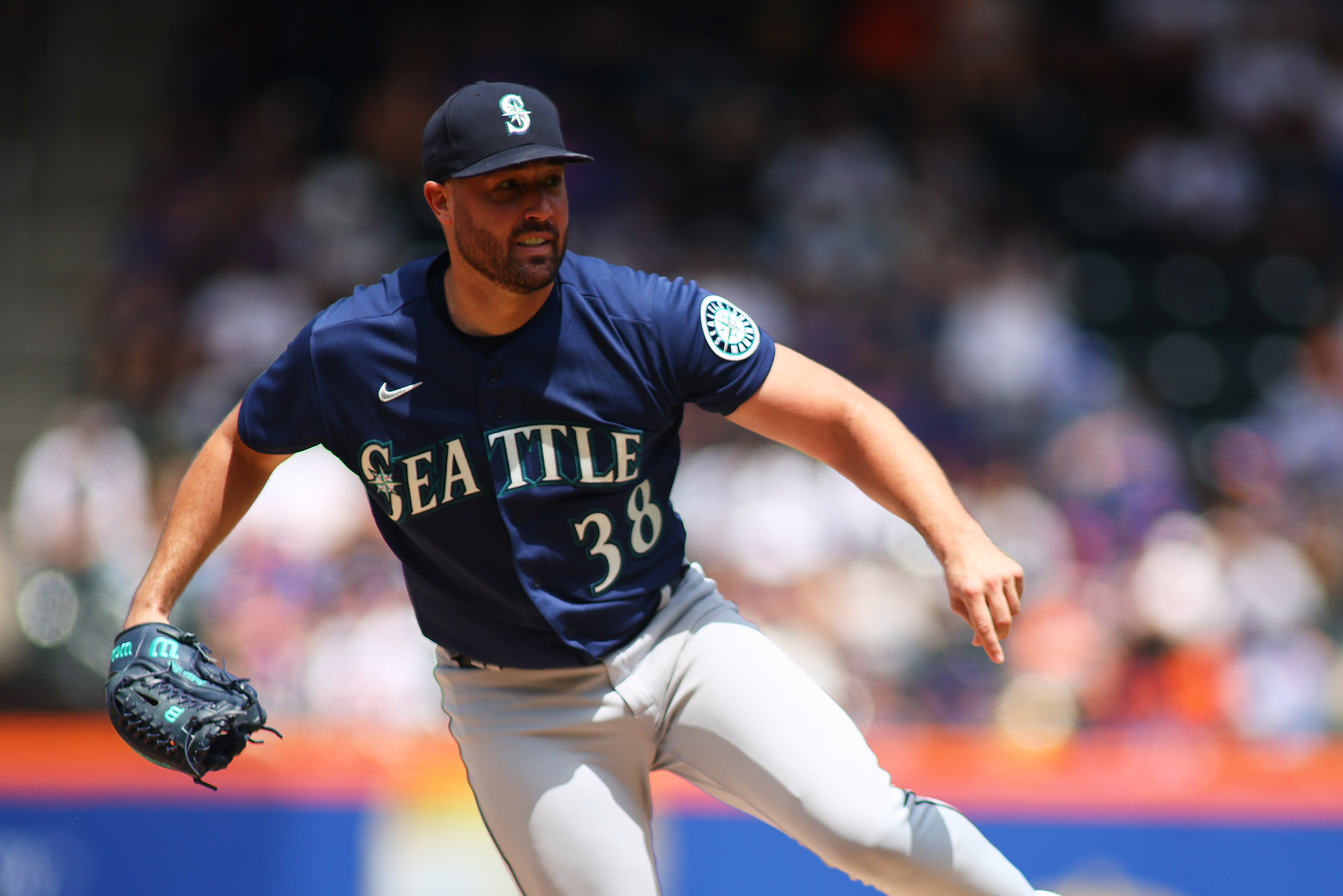 Mariners moved quickly to wrap up Cy Young winner Robbie Ray