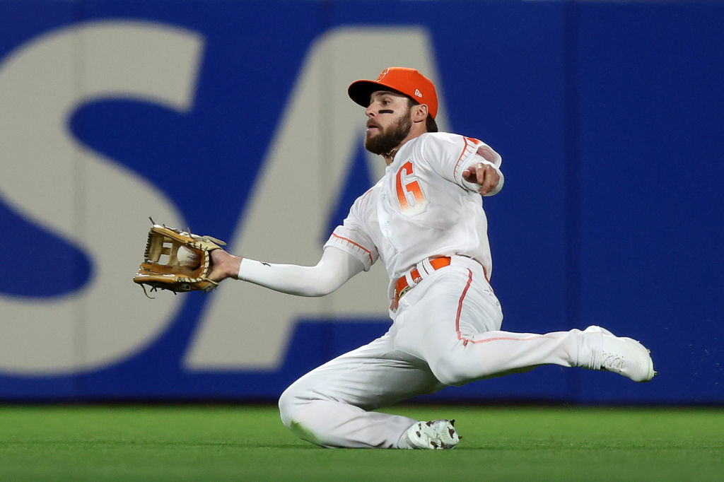 SFGiants on X: Bend the knee for King Luis 👑 Congrats to Luis González on  being named the National League Rookie of the Month for May. #SFGiants