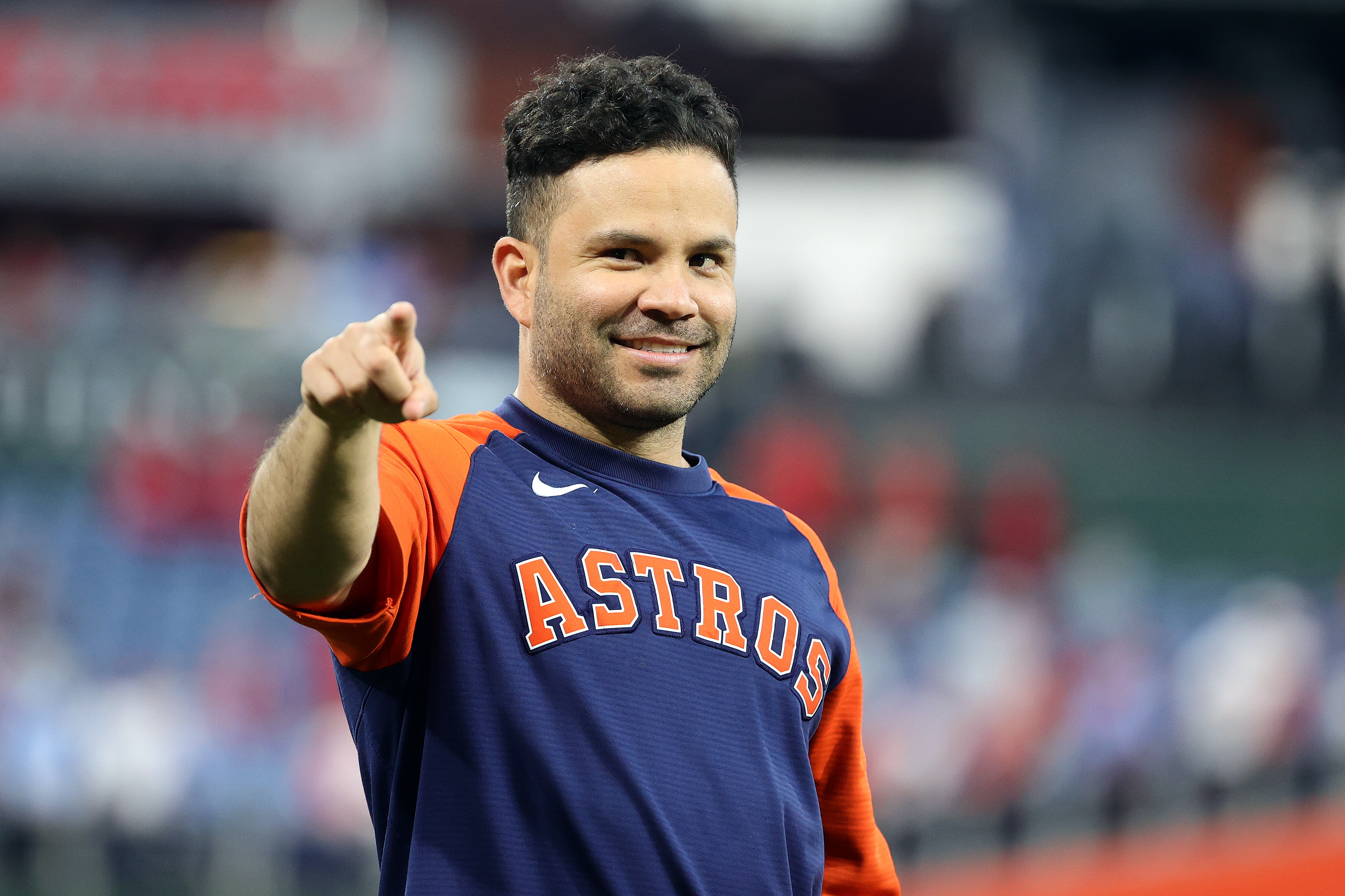 Jose Altuve Still Can't Get Over How Small He Looks Out There