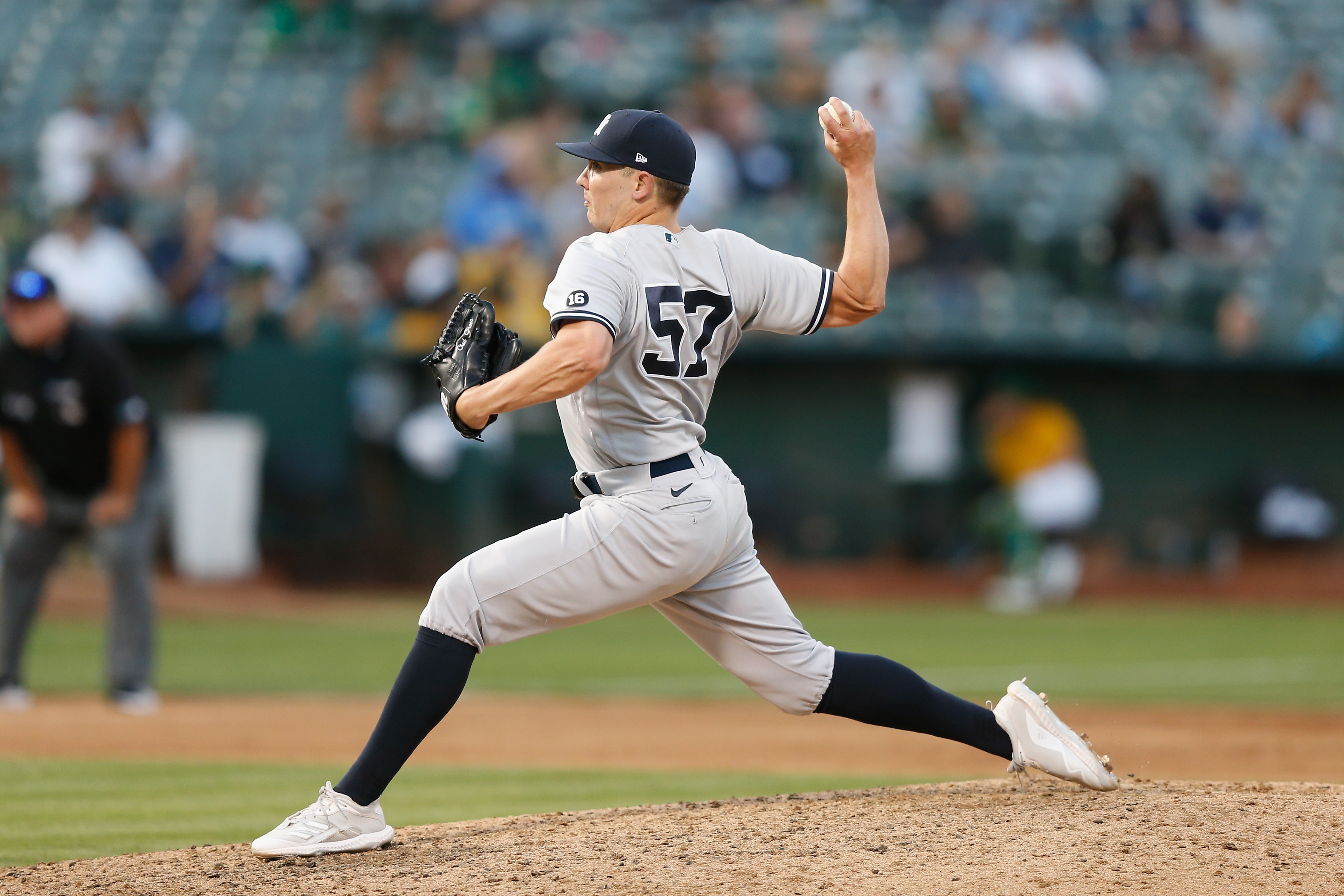 Blue Jays sign former Yankees reliever Chad Green