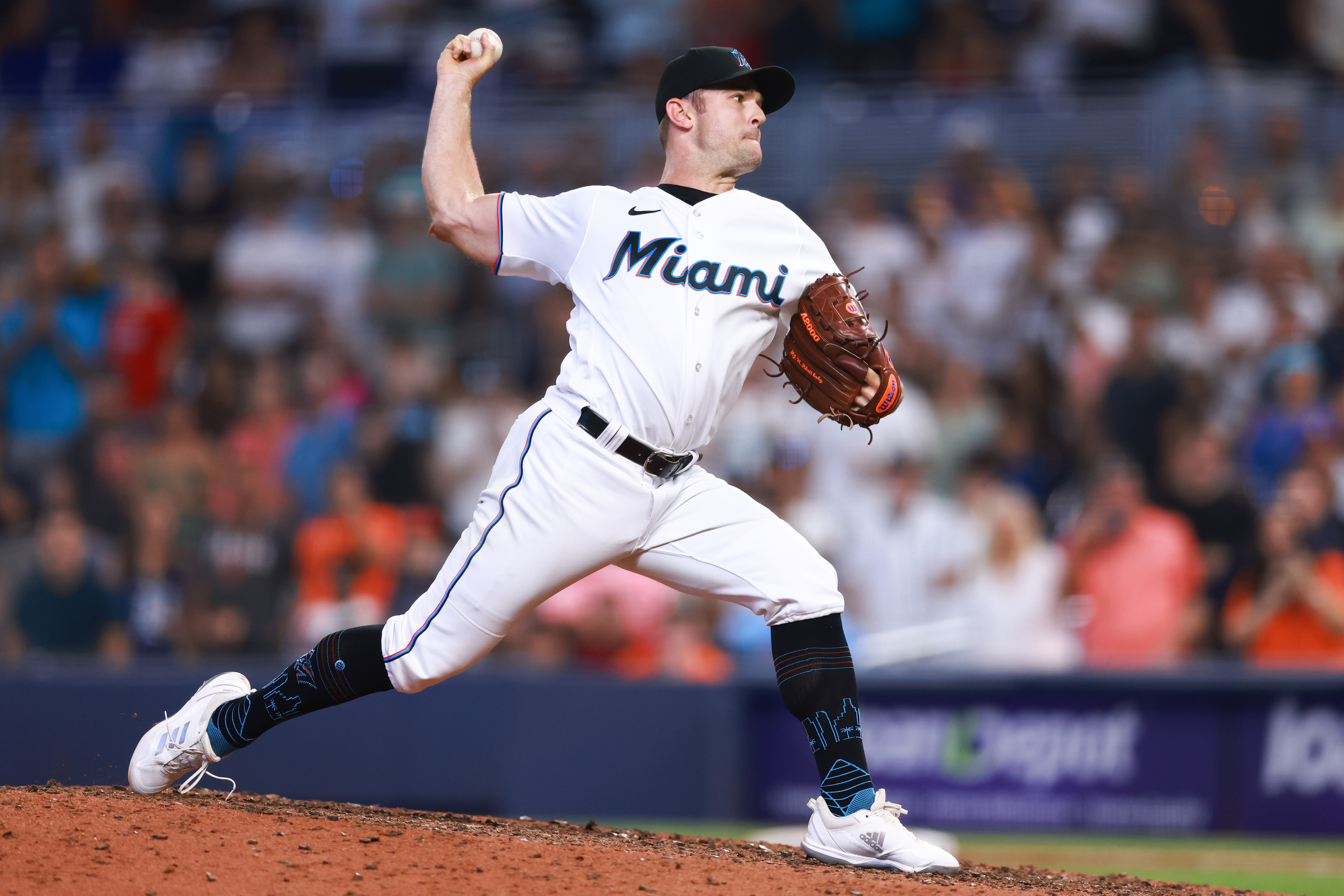 Marlins Acquire David Robertson - MLB Trade Rumors