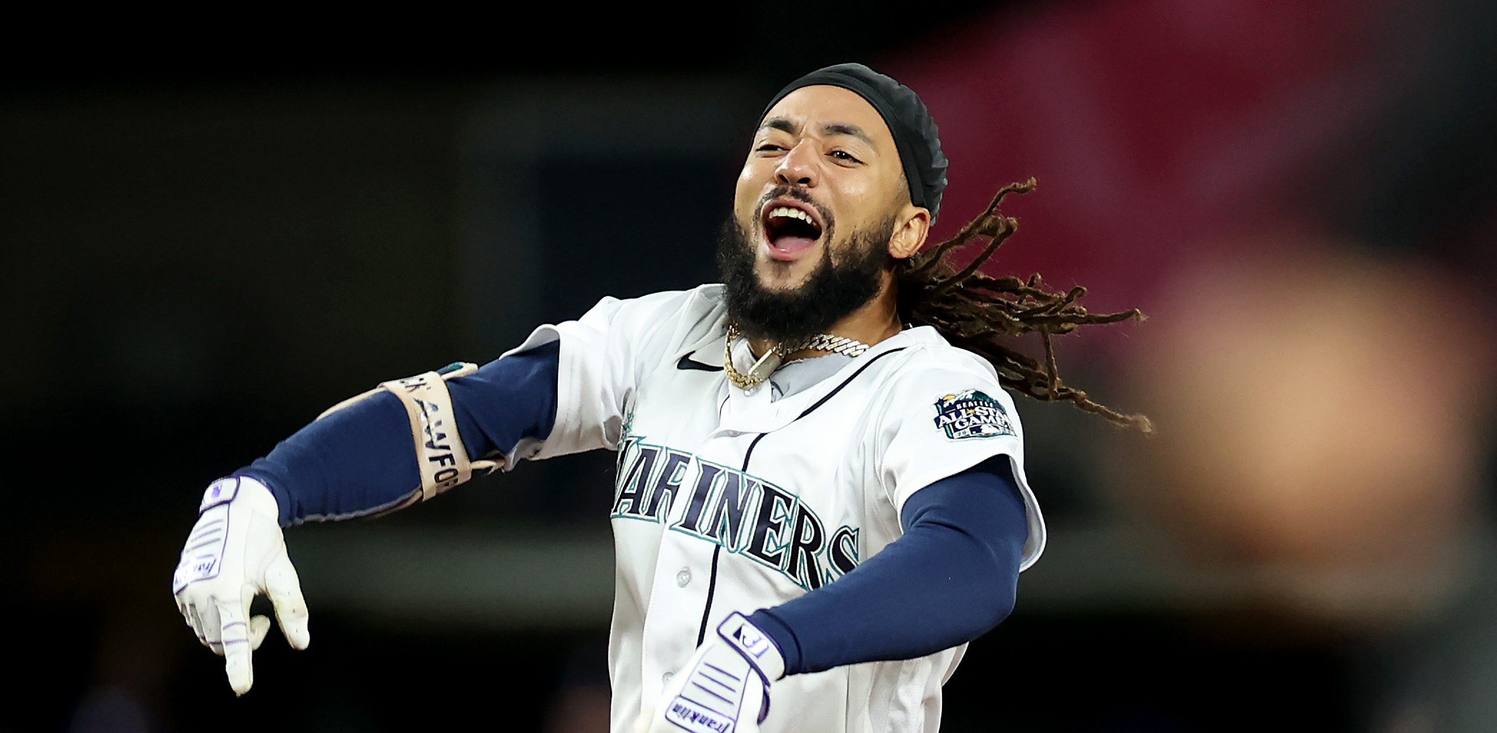 J.P. Crawford delivers again as Mariners beat Rangers, keep playoff hopes  alive