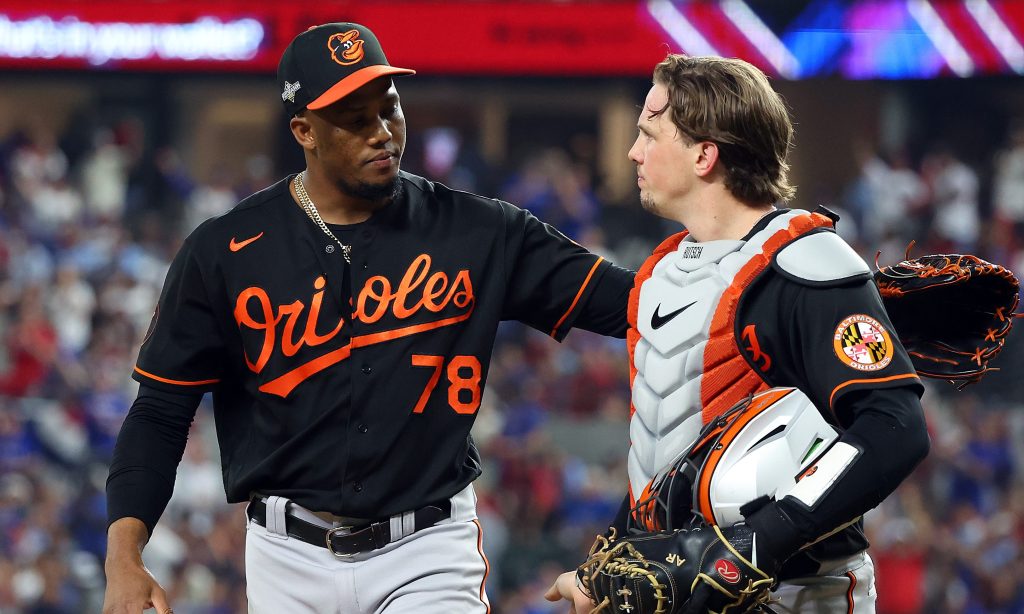 Astros walk off on Orioles in series finale